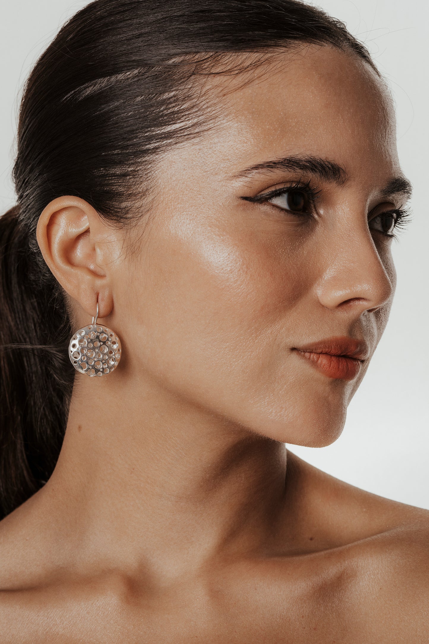 Huecos Earring 011