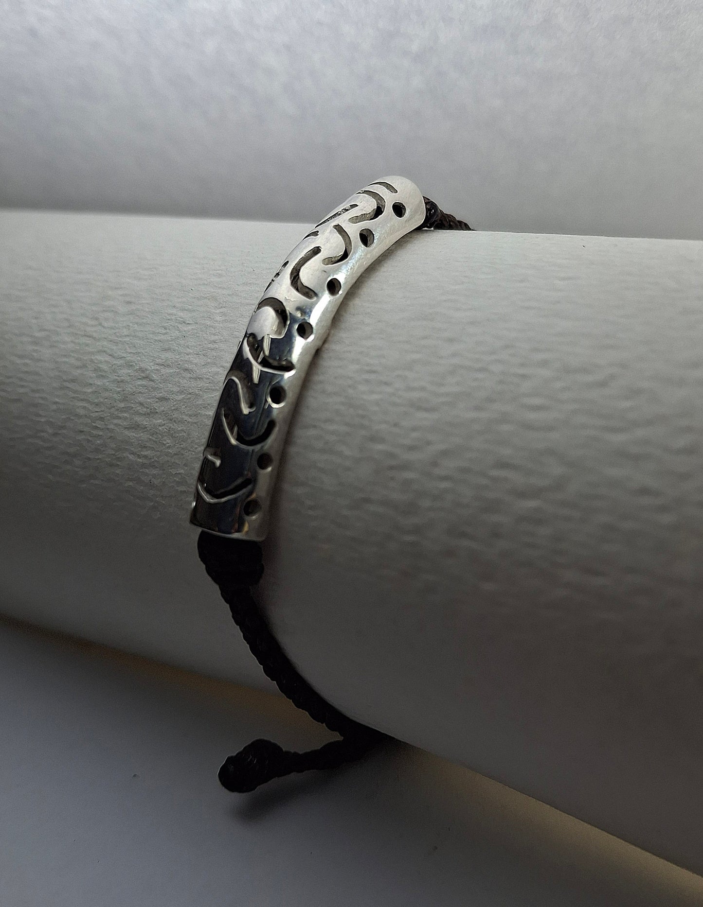 Caterpillar Bracelet 04