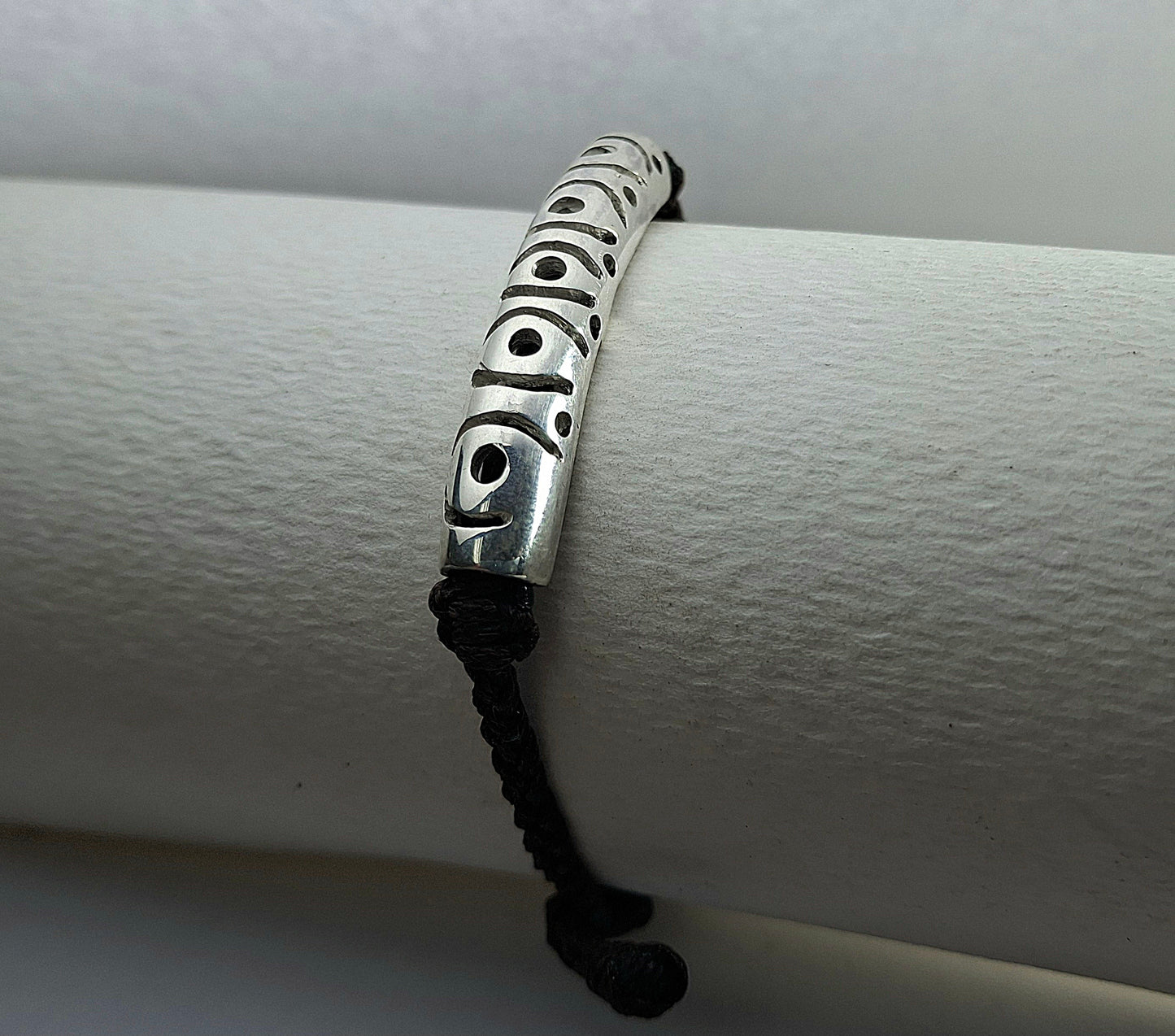 Caterpillar Bracelet 06